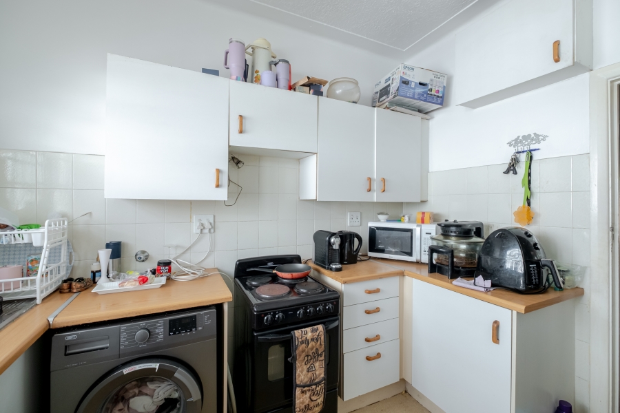 2 Bedroom Property for Sale in Sea Point Western Cape